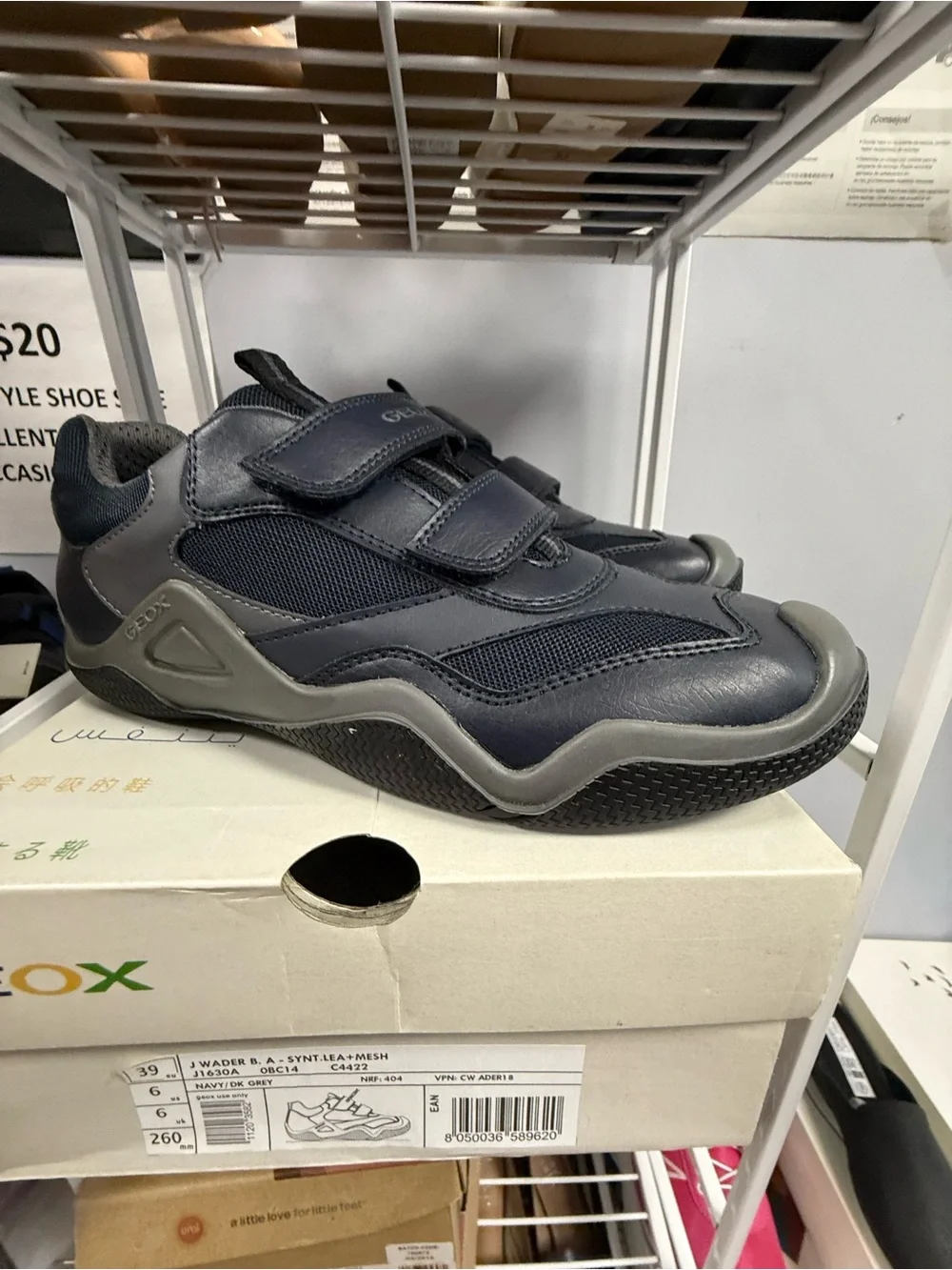 Geox Boys Sneakers. Navy/Dark Grey. Model-Wader.